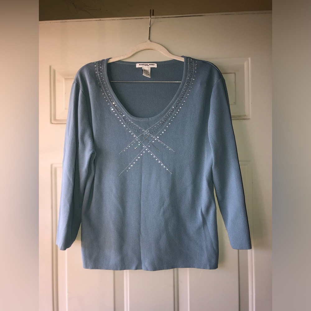 Hannah Jones blue knit embellished top size L